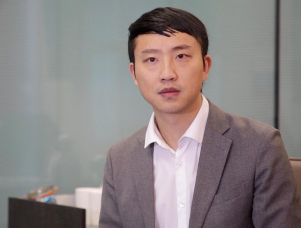 配资入门知识网 下滑0.3%！美国一季度经济增速萎缩，美股涨跌互现，道指四月累跌3.68%